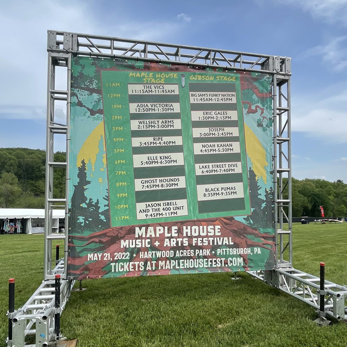 MapleHouseFest tweet picture
