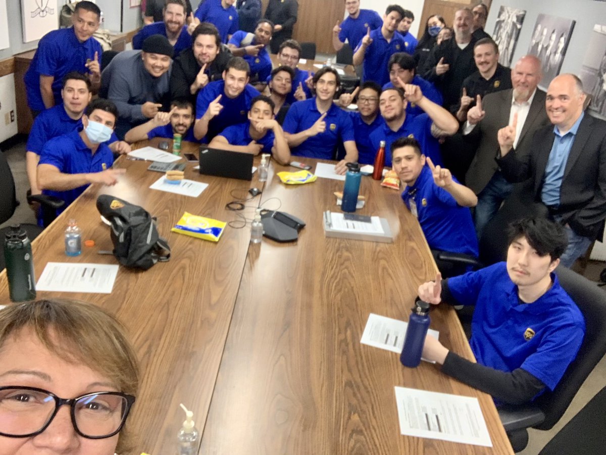 The 2021 group 1 BSC Champions continue their focus as #1 group 1 hub for Q122. Congratulations @Jimboos4 and entire Cerritos Team! <a href="/UPS/">UPS</a> <a href="/guy_albertson/">Guy Albertson</a> <a href="/Buckeyelouie/">TrablS</a>
