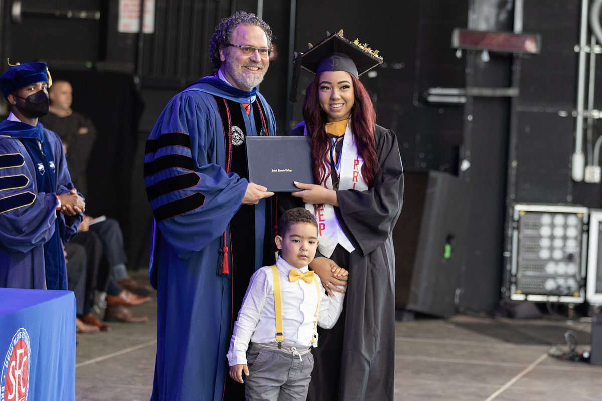 SFCNY's tweet photo. Post-Commencement feels! โค๏ธ๐พ๐๐๐, Congratulations Class of 2022! Some really special moments were had yesterday, and it really does SHINE that hard-work pays offโค๏ธ๐ #SFCGRAD22 #SFCNY #GradOnTheBeach https://t.co/9XH58zdoGX