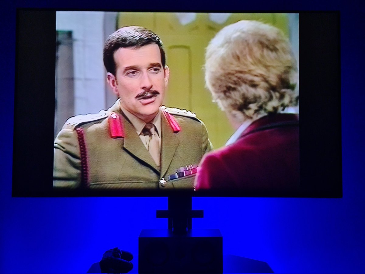 Stevoo7's tweet photo. #NowWatching The Doctor battle with The Master in Terror of the Autons #johnpertwee #DrWho @bbcdoctorwho https://t.co/qmFqCUZH6z