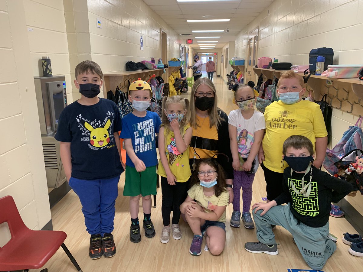 Miss. Bastock tweet media