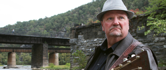 BluegrassToday's tweet photo. Danny Paisley diagnosed with throat cancer
https://t.co/rjrbJemKBn #bluegrass #traditionalbluegrass #cancer https://t.co/egkccbQeif