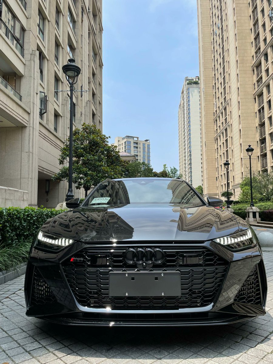figtgsuhfgr's tweet photo. How about this car https://t.co/iX9iTifDSb