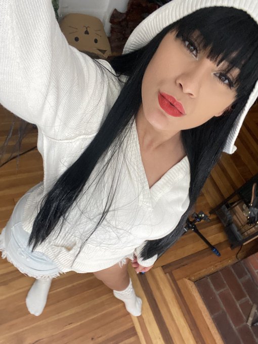 Dropped off @Lady_Oyanka at the airport Edited and sent out 4 customs, got a pedicure and packed to go<a class="tags" target="_blank" title="On Twitter" href="/?out=eyJ0eXAiOiJKV1QiLCJhbGciOiJIUzUxMiJ9.eyJpYXQiOjE3Mjk2NDExOTQsImlzcyI6InR3cG9ybnN0YXJzLmNvbSIsIm5iZiI6MTcyOTY0MTE5NCwiZXhwIjoxNzYxMTc3MTk0LCJyZWRpcmVjdF91cmwiOiJodHRwczovL3R3aXR0ZXIuY29tL0xhZHlfT3lhbmthIn0.SvrJnSieEMKikKWzNgFydM1JIlLAZl6SVNuSQzv5r_hyK1J8Rh9SZoVZgJyhi_sgGi-ioOLUqP0_MeB6lEew5w">@Lady_Oyanka</a><a href="/tag/tieduptuesday"class="tags"><span>#tieduptuesday</span></a>