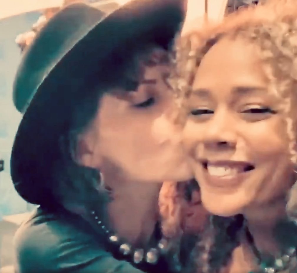 fairuza's tweet image. New blog on fairuza.org inc. exciting news with @RachelTrue 

Xoxo

F