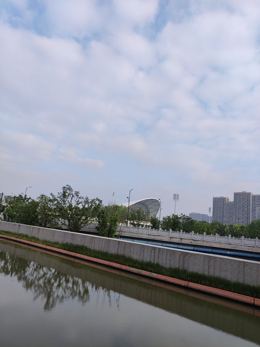 晨跑后的空气好甜