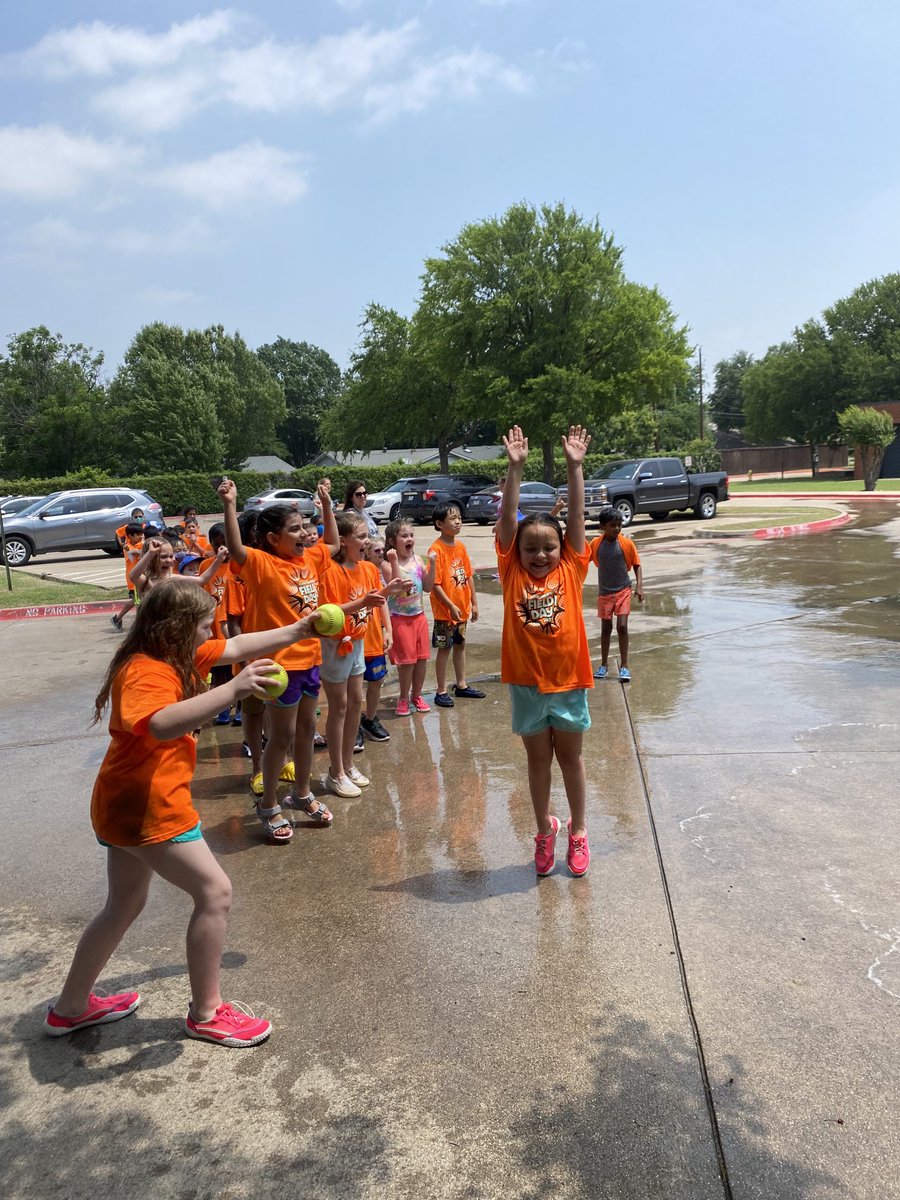You cheer the loudest when you hit the bulls-eye!  Way to go Lillian!  #girlpower