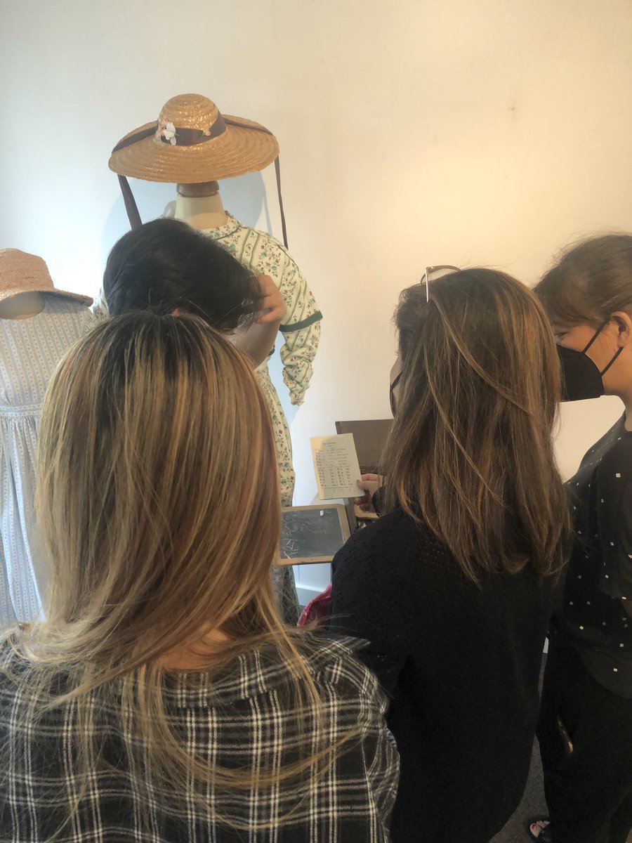 mrfalk1's tweet photo. #midpac Museum Studies students have a story to tell. #VR, #AR, good old hands on experiences and an interview/documentary. Win! Who was Lydia Bingham? If you visit us you’ll know. https://t.co/pvFyKejd6U