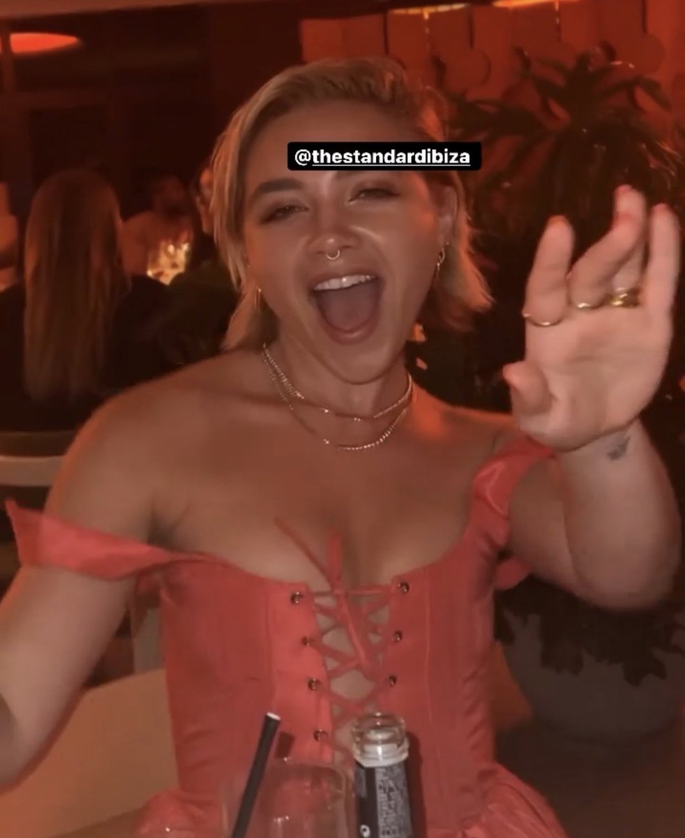 safepugh's tweet image. florence pugh : the loml.