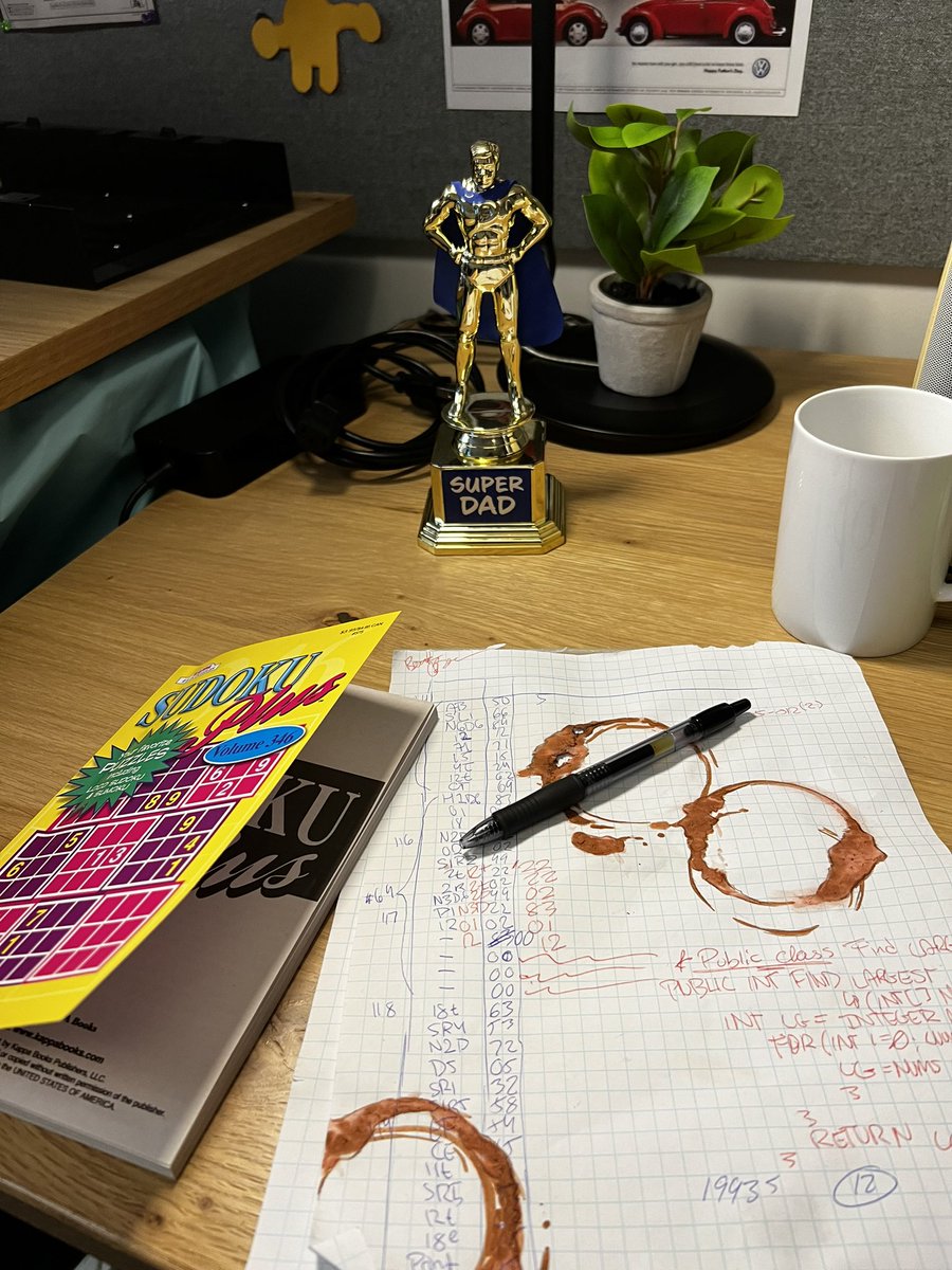 vanishingptgame's tweet photo. Excited to show off the Watters’ home office at the @NYUGameCenter Spring Showcase! 👁‍🗨🖥 https://t.co/dw38rv1lyO