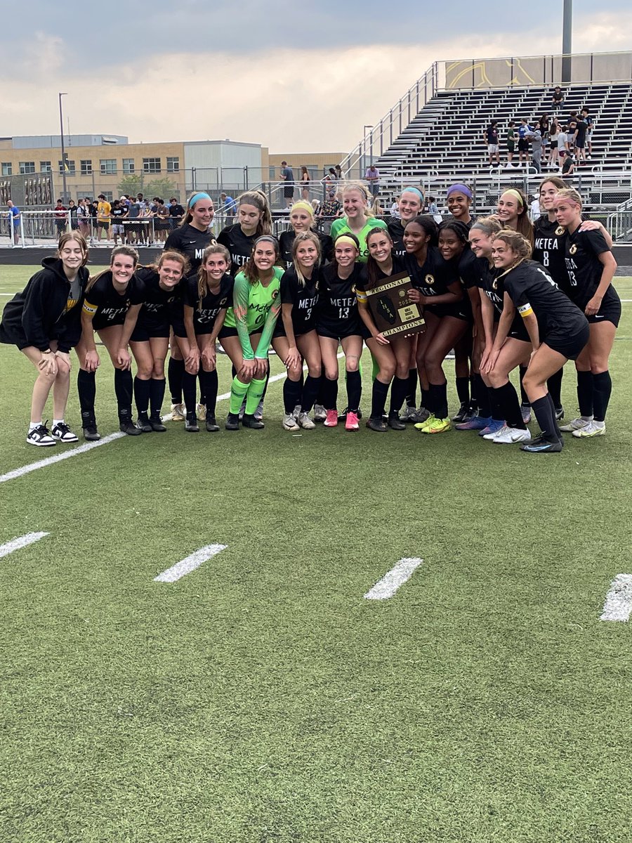 MeteaAthletics's tweet photo. Congratulations to Regional Champions!! Heading to NCHS Sectional. Nice win! @MVPrincipal1 @MeteaBoosters @meteavalley https://t.co/Jfqx3HyHY7