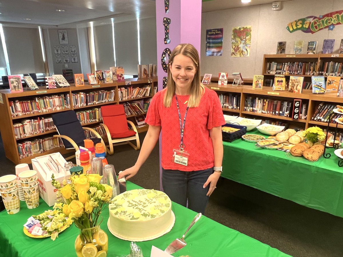 PSD_MLawrence's tweet photo. My @PSDBedminster family surprised me with the most beautiful wedding shower this morning. So lucky to work with such kind, thoughtful and generous people. Miss McGovern ➡️ Mrs. Lawrence 🤍🍋 https://t.co/ziOW6tUEcH