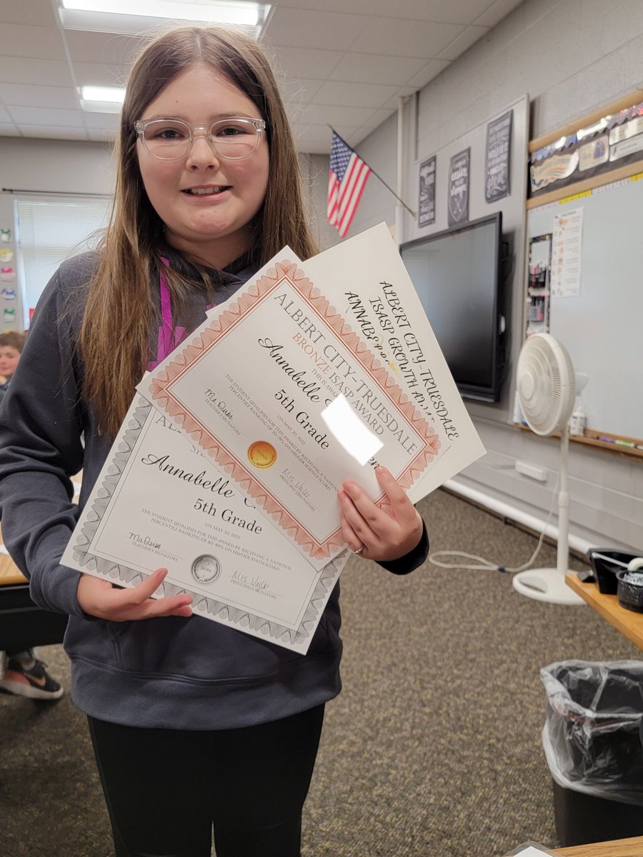 msdirksact's tweet photo. *Vincent earned a Growth Award in Math and a Growth Award in ELA!
*Annabelle earned a Silver Award in Math, a Bronze Award in Science, and a Growth Award in Math!
Congratulations! #itsagreatplacetostart #lifeissweetin5thgrade https://t.co/BUOQWVkxM3
