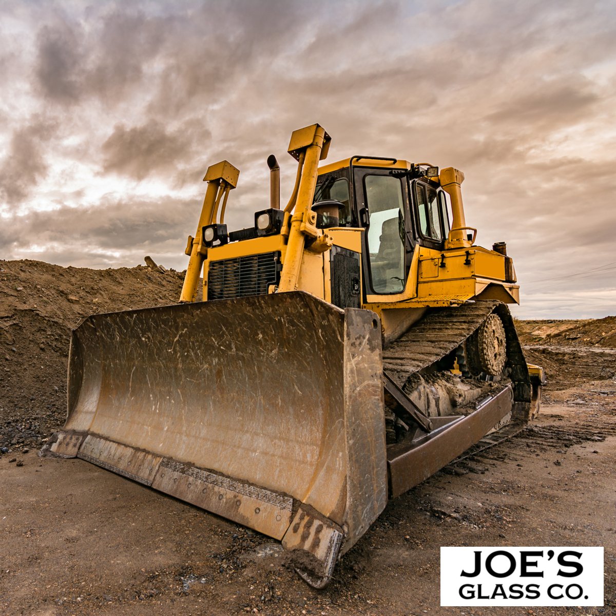 glass_joes's tweet photo. Joe’s Glass Co. specializes in heavy equipment glass replacement. And we do repairs too! Give us a call today!
#JoesGlassCo #HeavyEquipmentGlassReplacement #AutoGlass #MobileAutoGlassService
https://t.co/5sDmpUbm6o https://t.co/oTqTw8R0i6