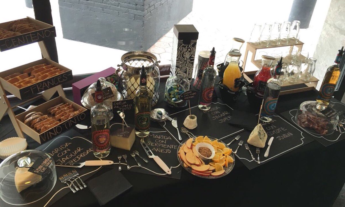 Deliciosos maridajes con cualquier mezcal de la línea de <a href="/lastonasmezcal/">Las Tonas Mezcal</a> #conocetutona #mezcalartesanal #lastonasmezcal