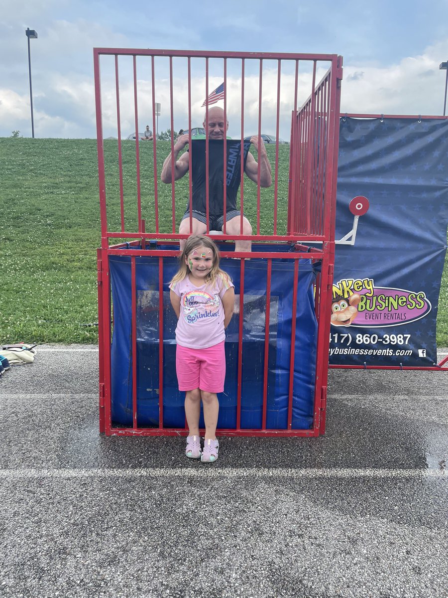 JustinHerrell's tweet photo. First dunk tank winner, Ms. Naomi!! She was followed by several others! @westportcats @officialSPS https://t.co/w6j7AC2TMh