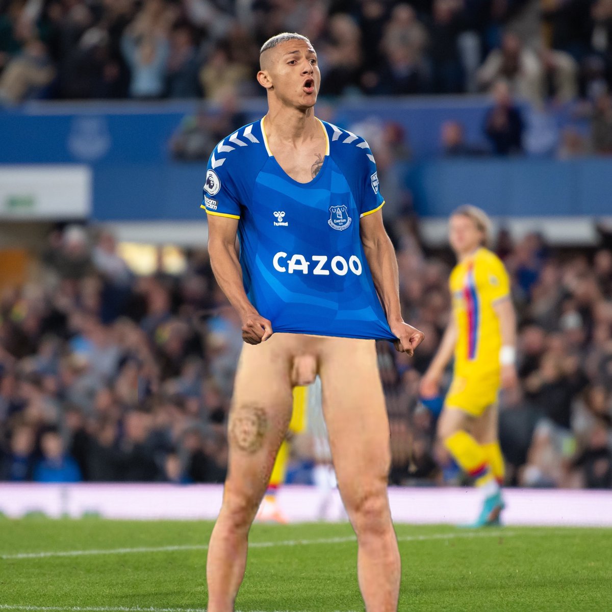Markostinho1's tweet photo. #Richarlison #Neverton #Blooshite https://t.co/mgWbSCokr0
