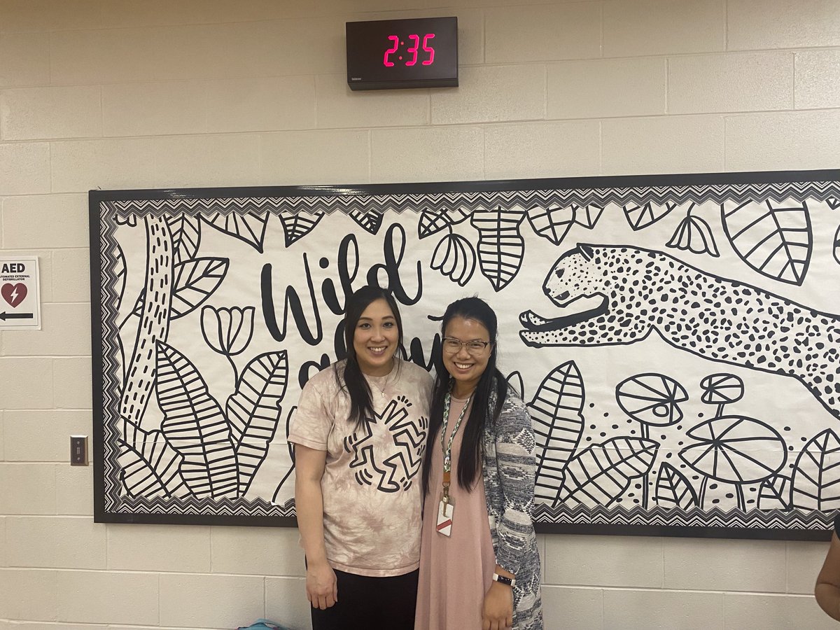 Our Specials Team got to celebrate these 2 special Art ladies today!
Mrs. Li: we’ve been so blessed to have you as a Jaguar, and Mrs. Tu: we are looking forward to Baby Tu, Two! This  dynamic duo has made a huge impact at Jenks! ⁦<a href="/MJEjags/">Jenks Elementary</a>⁩ ⁦⁦@3LilPigments⁩