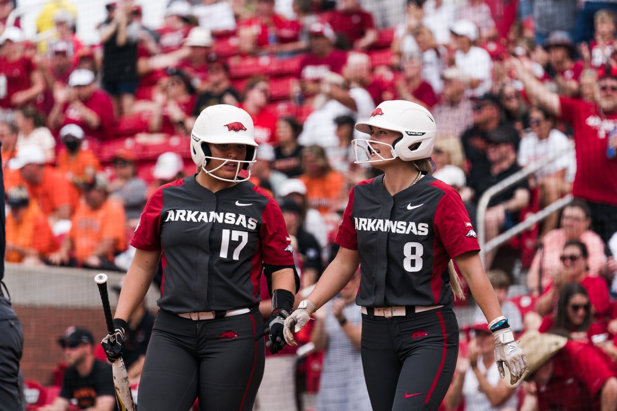 B4 | Sides singles through the right side to put runners on first and second with one out. 

Arkansas 3, Princeton 0