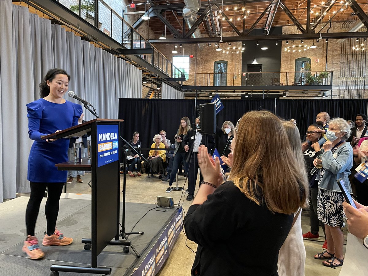 NicholsUprising's tweet photo. State Rep. ⁦@FrancescaHongWI⁩ introduces ⁦@TheOtherMandela⁩ and ⁦@ewarren⁩ at Madison’s Garver Feed Mill. “I am ready to have two U.S. Senators, who have values, who look and live like us,” says Hong. https://t.co/IKdwHdq13M