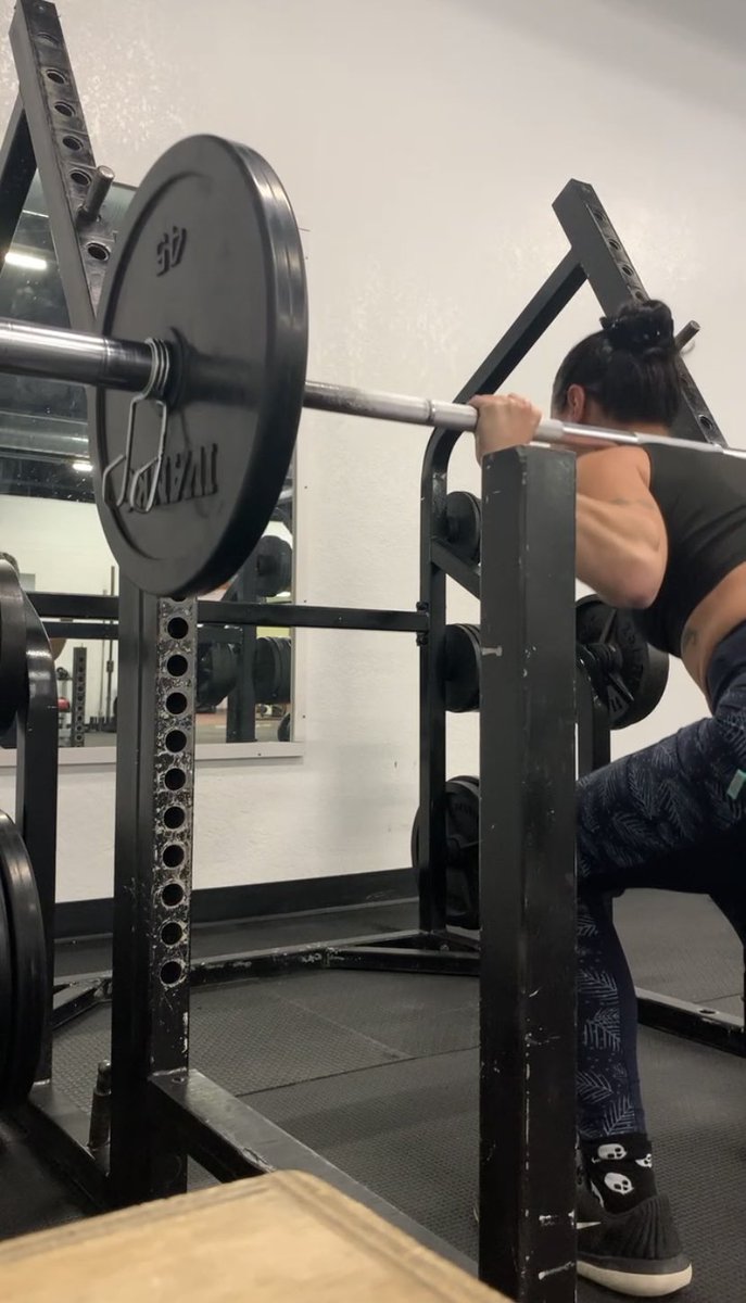 AlaskaEliza's tweet photo. Lift heavy &amp; love hard ❤️💪🏻 https://t.co/fjZNhQpYXw
