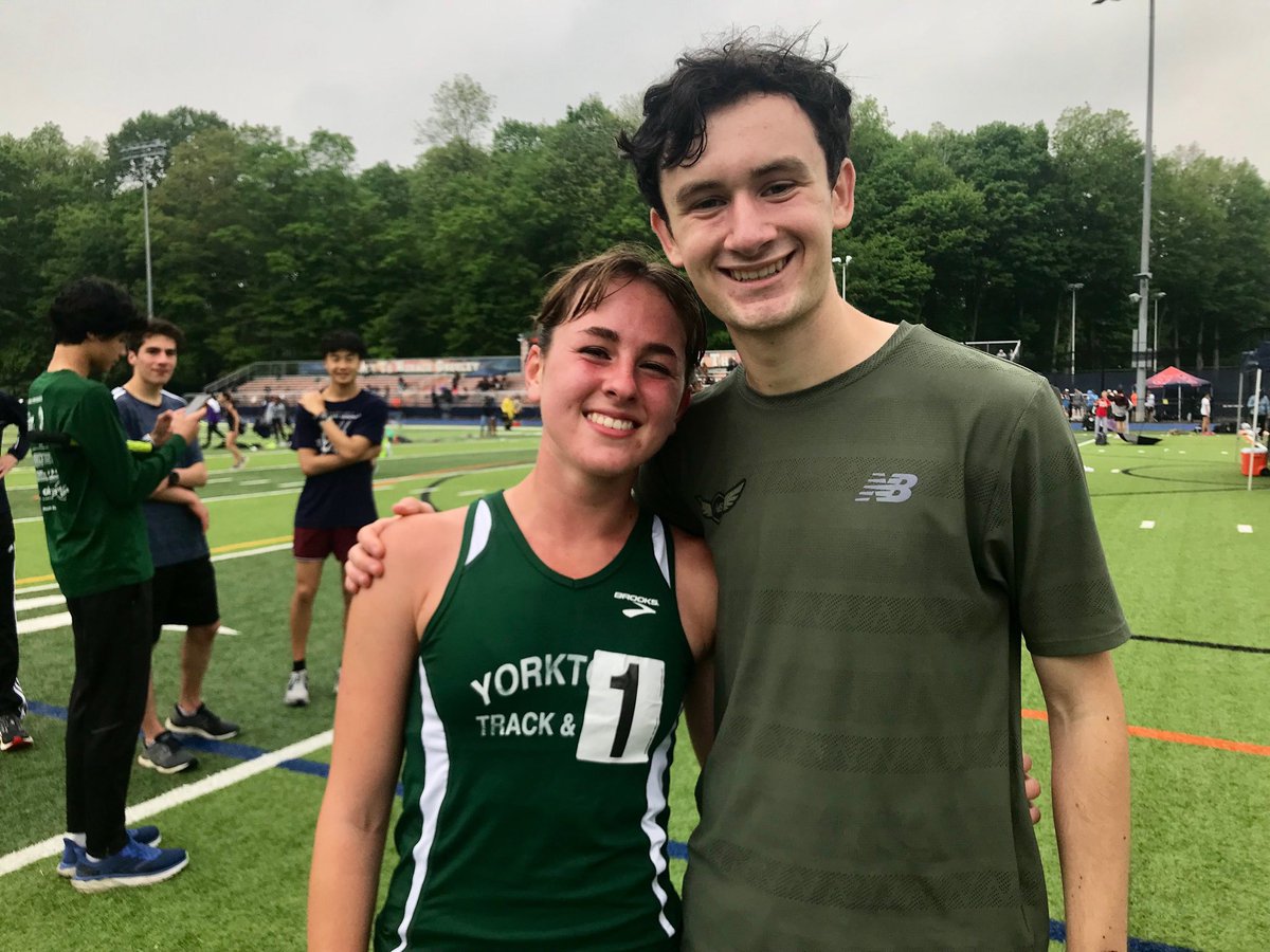 HaggertyNancy's tweet photo. Yorktown’s Sydney Leitner and Fox Lane’s Harry Griff are both a couple and a couple of very talented runners. Leitner wins Westchester County girls 3,000 title and Griff captures the Westchester boys 3,200 crown. ⁦@YorktownCSD⁩ , ⁦@FoxLanePride⁩ https://t.co/1YZPL8ysp6