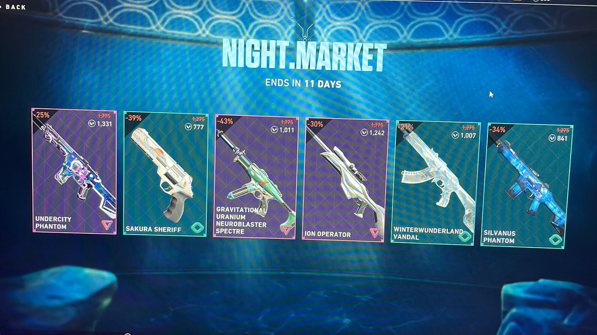 amanra07's tweet photo. @CryptoSaiki @ValorLeaks If this happens then it will be pretty cool to have ion operator as my first skin 😇 https://t.co/ycUcICbP98