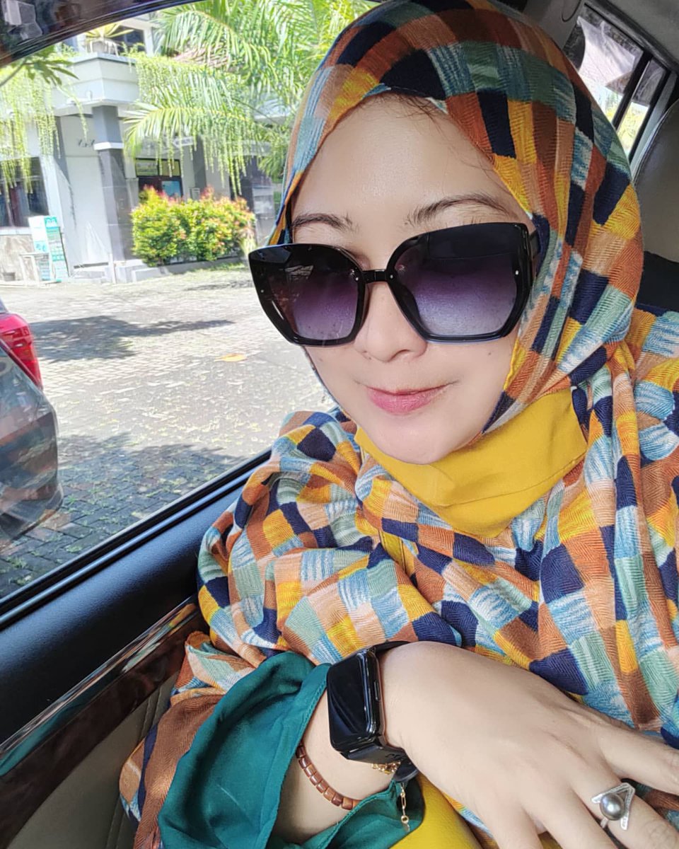 Thememecoinking's tweet photo. siang https://t.co/JPnDsCyN9I