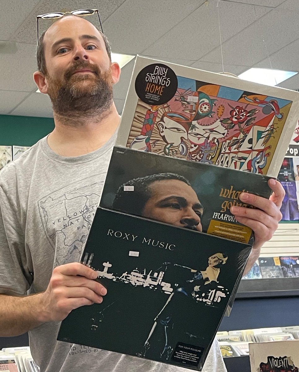 ozrecordsonline's tweet photo. Andrew showing off some of the restocks hitting the shelves before we close tonight. Stop by tomorrow starting at 10 to pick up a record or two ⚡️ https://t.co/OUbqmAU4vF