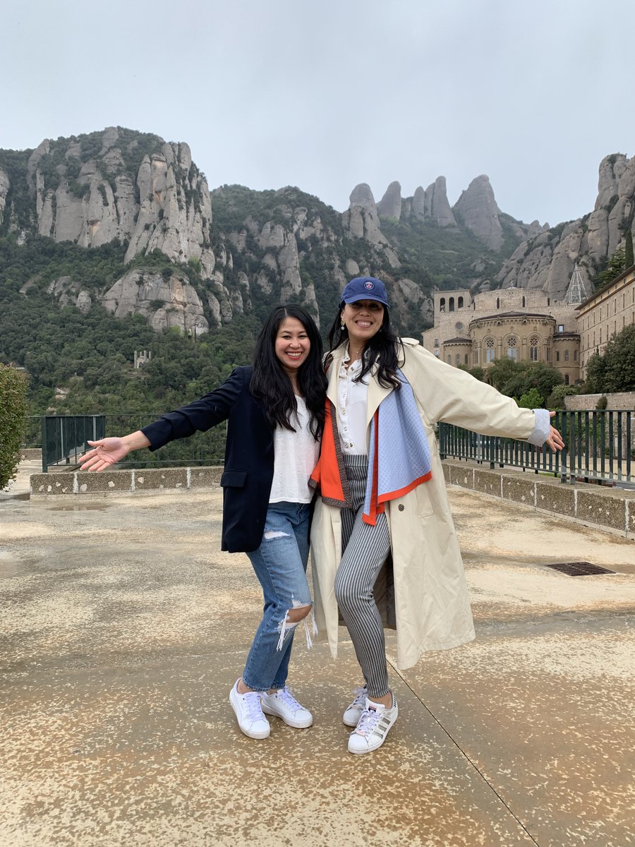 sheilaestaniel's tweet photo. Snaps from our global staff retreat in #barcelona. First time meeting coworkers after talking to faces on zoom for more than a year! #WorkFromHome https://t.co/YmVw4LxoPM