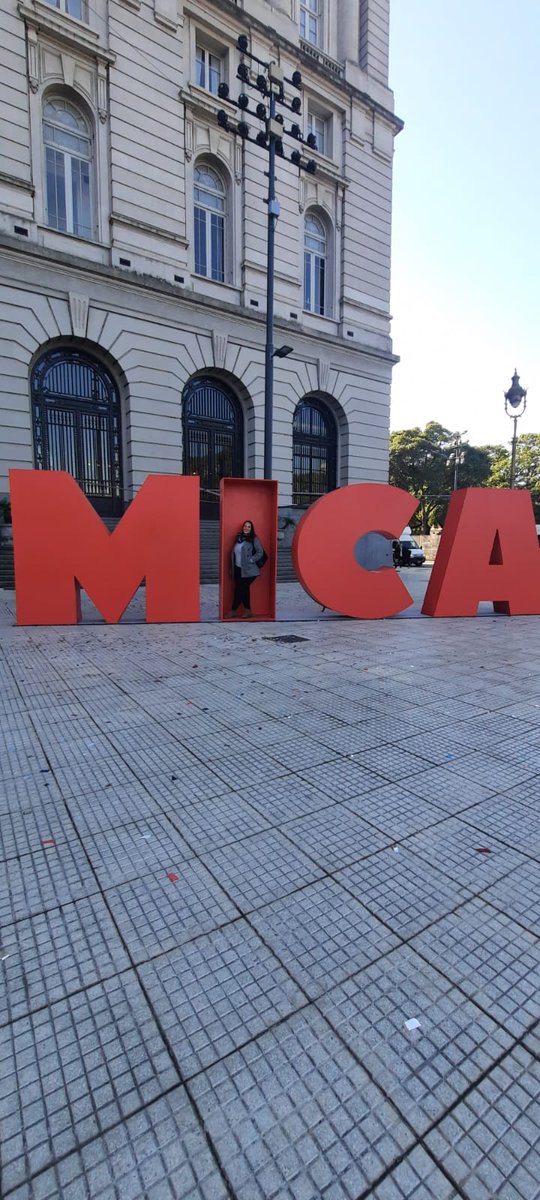 ezaanita's tweet photo. Hoy tocó trabajar en el CCK en @MICAcultura con #AAILS. MERCADO DE INDUSTRIAS CULTURALES ACCESIBLE https://t.co/ynU8wtNpn0
