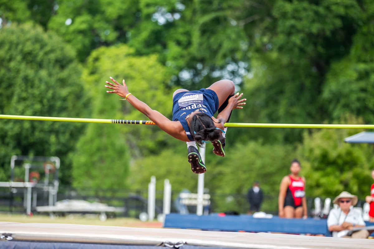 🚨BREAKING NEWS‼️ SR Kammann Brown is extending her season and will be competing at the <a href="/NCAADIII/">NCAA Division III</a> National T&amp;F Championships next week in the HJ! She enters the meet ranked 22nd. It’s the 4th time the Berry Women’s Program has been represented at NCAA’s since 2017! #WeAllRow