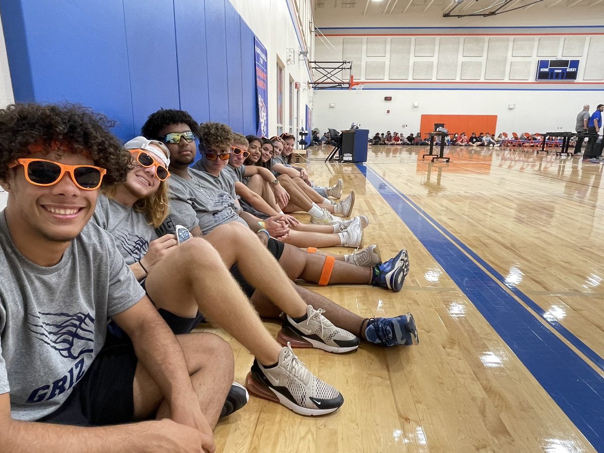 GrizPit (@grizzpit) on Twitter photo Griz Pit Crew Leaders showing up for our <a href="/DMS_Bearkats/">Danielson MS Athletics</a> athletes!! Congratulations to everyone! 🙌🏼<a href="/DanielsonMiddle/">Danielson Middle School</a> <a href="/TomGlennHS/">Tom Glenn High School</a> Griz Pit Crew Leaders showing up for our <a href="/DMS_Bearkats/">Danielson MS Athletics</a> athletes!! Congratulations to everyone! 🙌🏼<a href="/DanielsonMiddle/">Danielson Middle School</a> <a href="/TomGlennHS/">Tom Glenn High School</a>