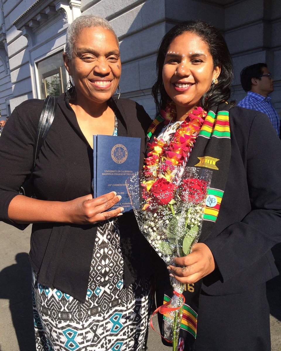 Victory4Oakland's tweet photo. Congrats to all those graduating and ending the school year. I am a proud first generation college and law school grad and am ready to continue pioneering as Oakland’s first Black woman Mayor.
#firstgen #electBlackwomen #JD #BA #Victoryforeducation #Victoryforstudents https://t.co/3NCfDCzeNV