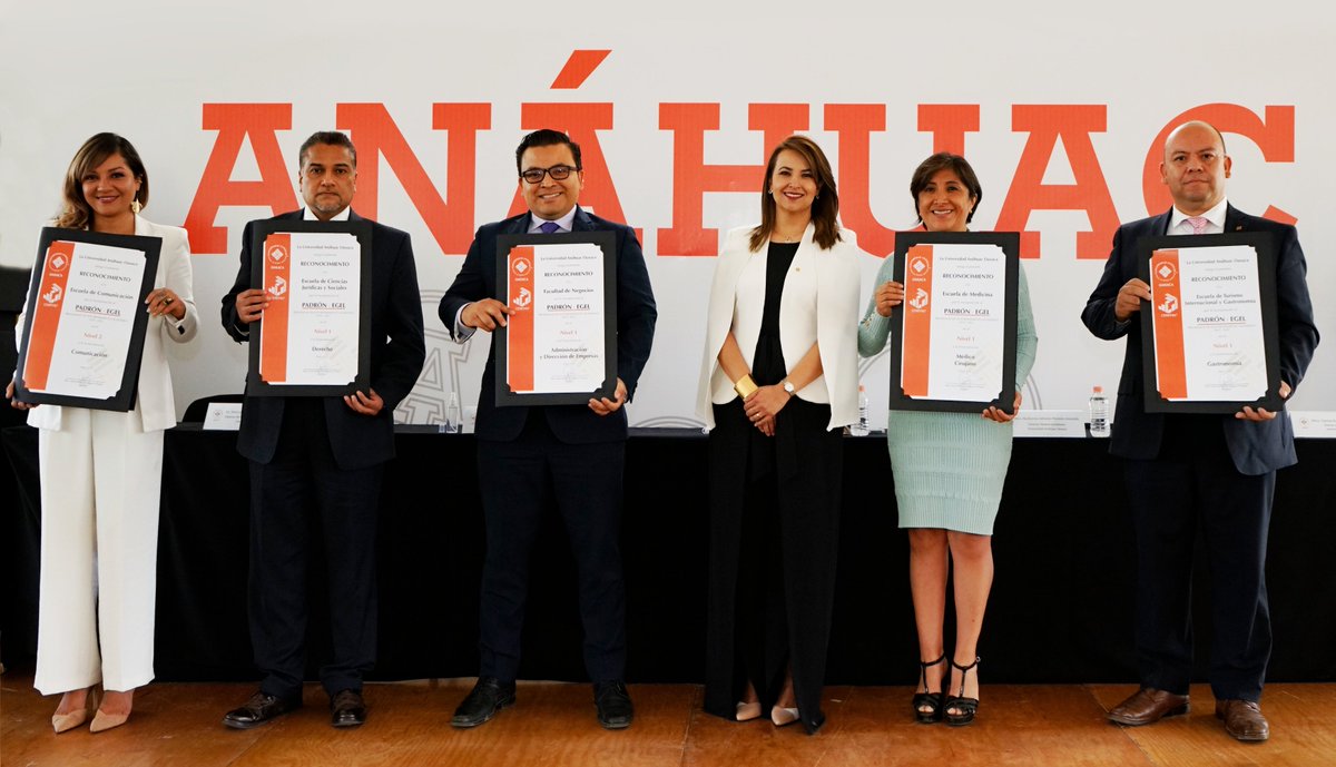 AnahuacOaxaca's tweet photo. En la #CelebraciónDocente se reconoció la labor de las Escuelas y Facultad premiadas por el CENEVAL. @SomosCeneval.
#Medicina se incorpora y 7⃣ licenciaturas refrendan su pertenencia al Padrón de Programas de Alto Rendimiento Académico.
8⃣Programas de excelencia en total.
🧵(1/2) https://t.co/GYLFoJAvYb