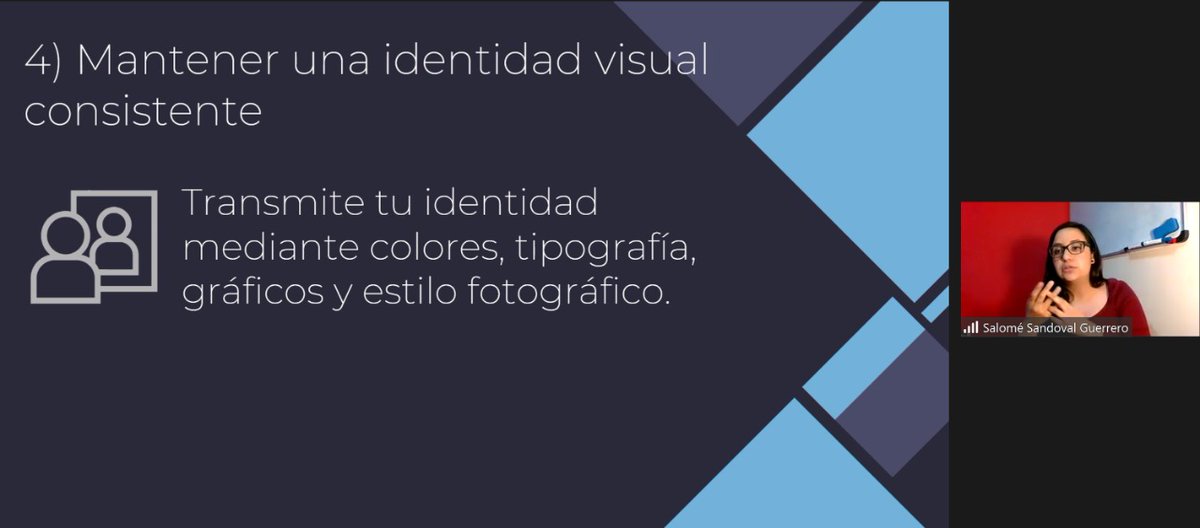 YoEmprendoUCE's tweet photo. #SaloméSandoval, Master en Ciencia Política y Comunicadora Social, nos habló sobre; lo que se quiere comunicar, redes sociales ha utilizar, establecer metas, identidad, tipos de contenidos.
#Modulo3
#MarketingDigital
@YoEmprendoUCE
@lacentralec
@DVSUCE https://t.co/AooG17Hf1J