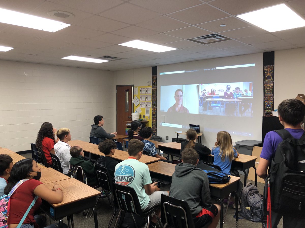 mcgcrowell's tweet photo. #Crowellsclass
#ZOOMwithLukeMoy
#TAMU
#WHOOP!
Students got to ZOOM with Luke Moy a recent TAMU graduate with a degree in Aerospace Engineering. Proud of Luke and thankful for making the connection so he could take a moment to encourage our 7th graders about this profession. https://t.co/5NcOYmZi6A