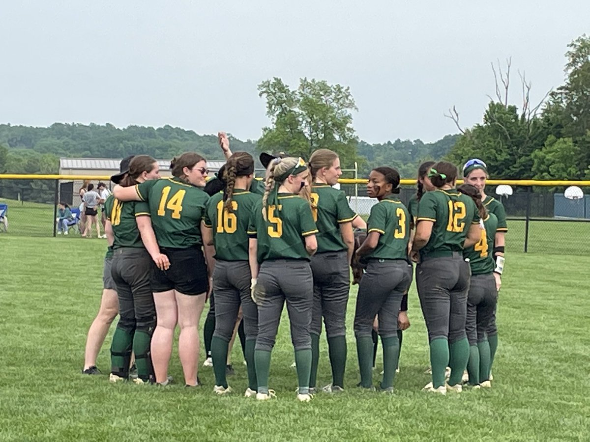 Linda Lamppert π¦ (@lindalamppert) on Twitter photo Hereβs to <a href="/WildecatSB/">Wilde Lake Softball</a>. They may not have gotten the results they hoped for today, but they are the best <a href="/hcpss_wlhs/">Wilde Lake HS</a> softball team in 50 years and they are Regional champs! Nothing can ever change that. #LakePride ππππ Hereβs to <a href="/WildecatSB/">Wilde Lake Softball</a>. They may not have gotten the results they hoped for today, but they are the best <a href="/hcpss_wlhs/">Wilde Lake HS</a> softball team in 50 years and they are Regional champs! Nothing can ever change that. #LakePride ππππ