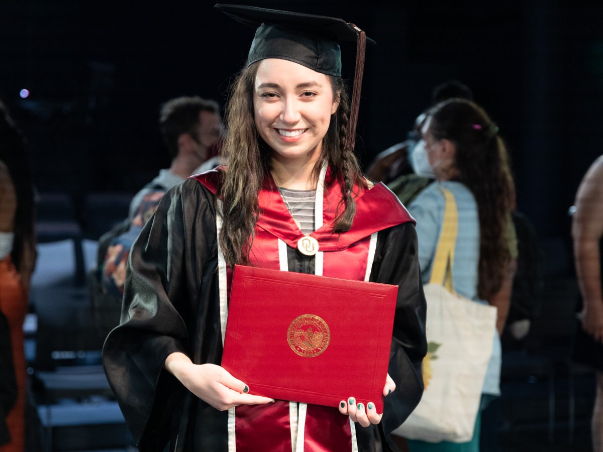 Theatrely's tweet photo. Congratulations to @IslanderMusical performer Mia Munn, who graduated from @UofOklahoma on stage this past week! 🧡 📚 

📸: Paul Aphisit https://t.co/0dm2OcYfoN