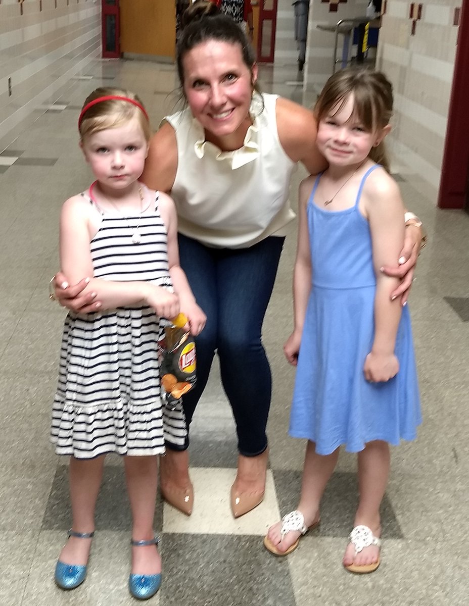 GilloolyMrs's tweet photo. It was great to see Mrs. Sargent and her daughters at the 7th and 8th grade dance tonight! @gvmsmatters https://t.co/hmnePnjdq0
