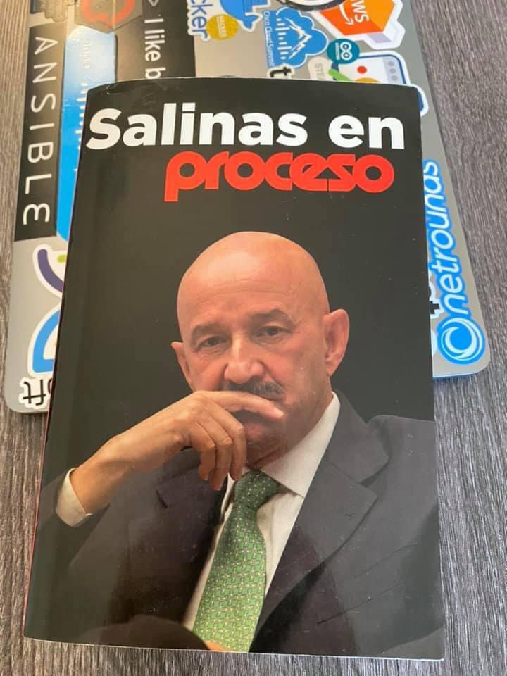 MerazMario's tweet photo. Confieso que he leído este libro , así como algunos se chutan el circo mañanero… 😉
#bookreview
#bookRecommendation
#bookstagram
#booklovers
#bookworn
#bookTwitter
#LibrosRecomendados
#code
#programming https://t.co/tCreP43HsE