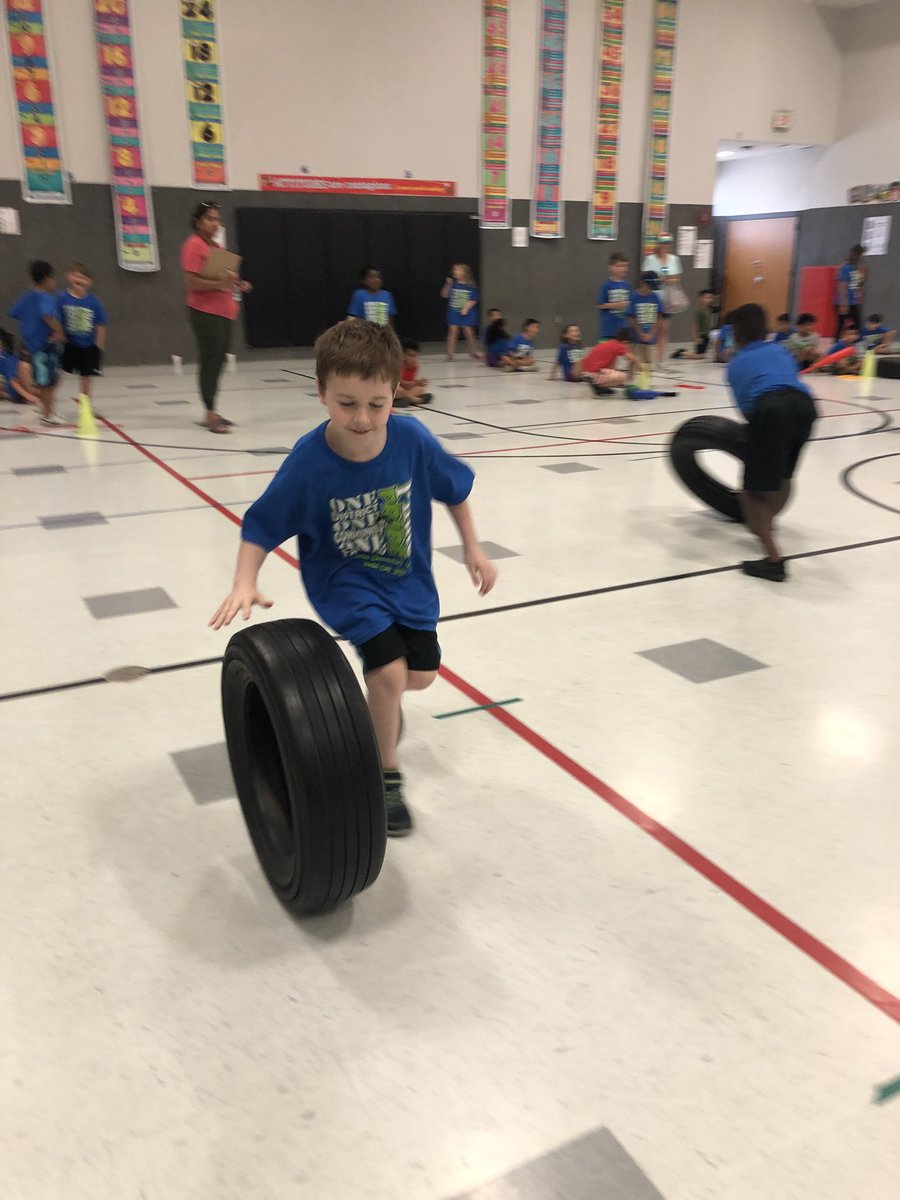 Ms. Everett's Class tweet media