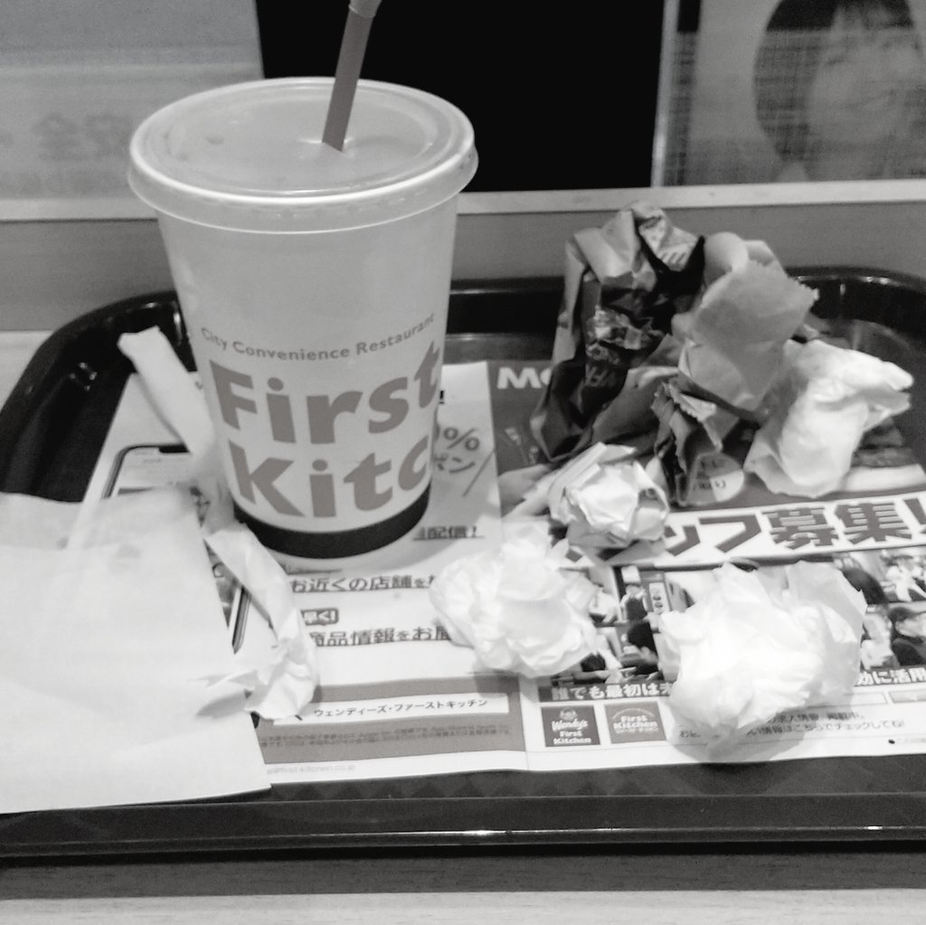 inox_8503's tweet image. 今？ホワストキチン。
あれ？こないだ来たばかりかな…
#ホワストキチン #FirstKitchen