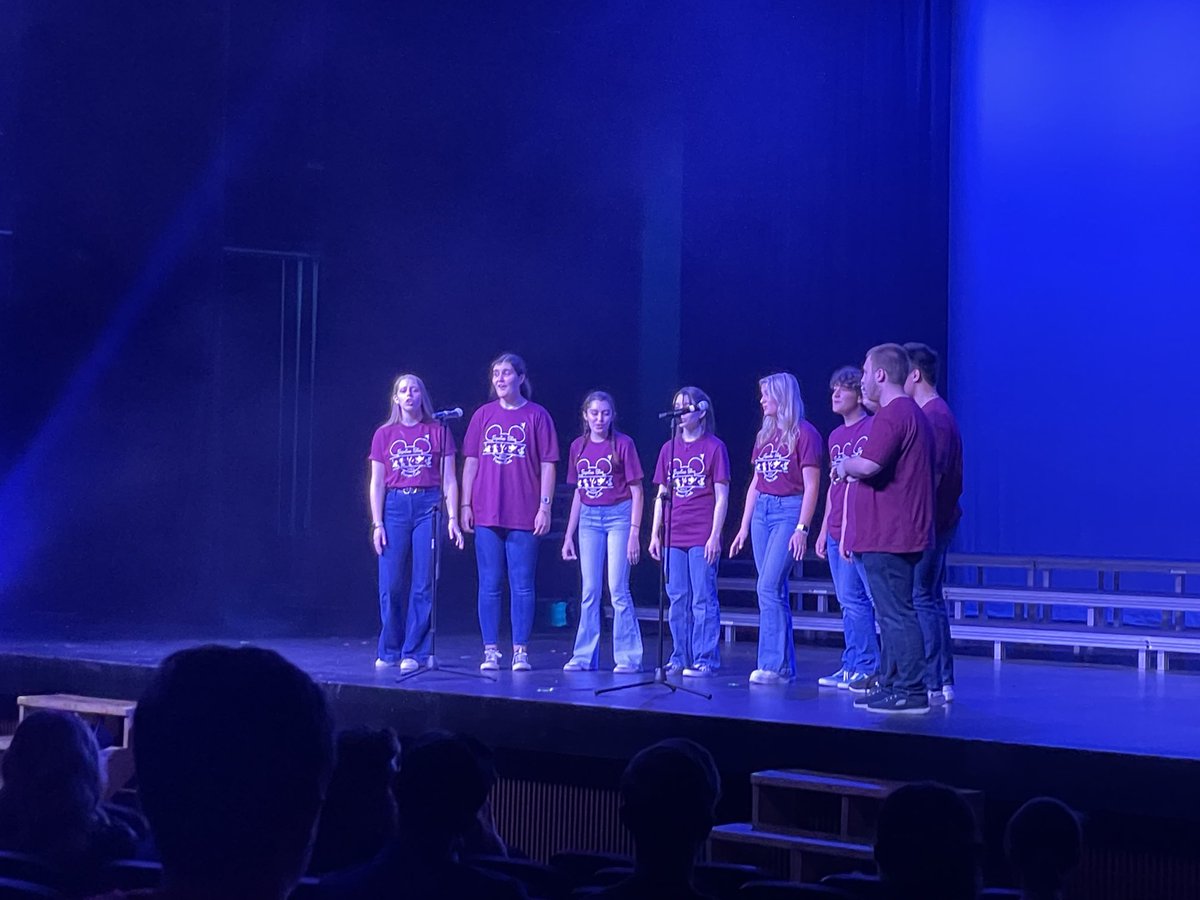 Hferguson28's tweet photo. ⁦@MsCrysC⁩ ⁦@ProsperHS⁩ ⁦@ProsperChoir⁩ Way to go!  You all ended the year with a very entertaining concert.   Am I a muppet or a man or a very manly muppet? Greatness! https://t.co/NEFNcRgXyR