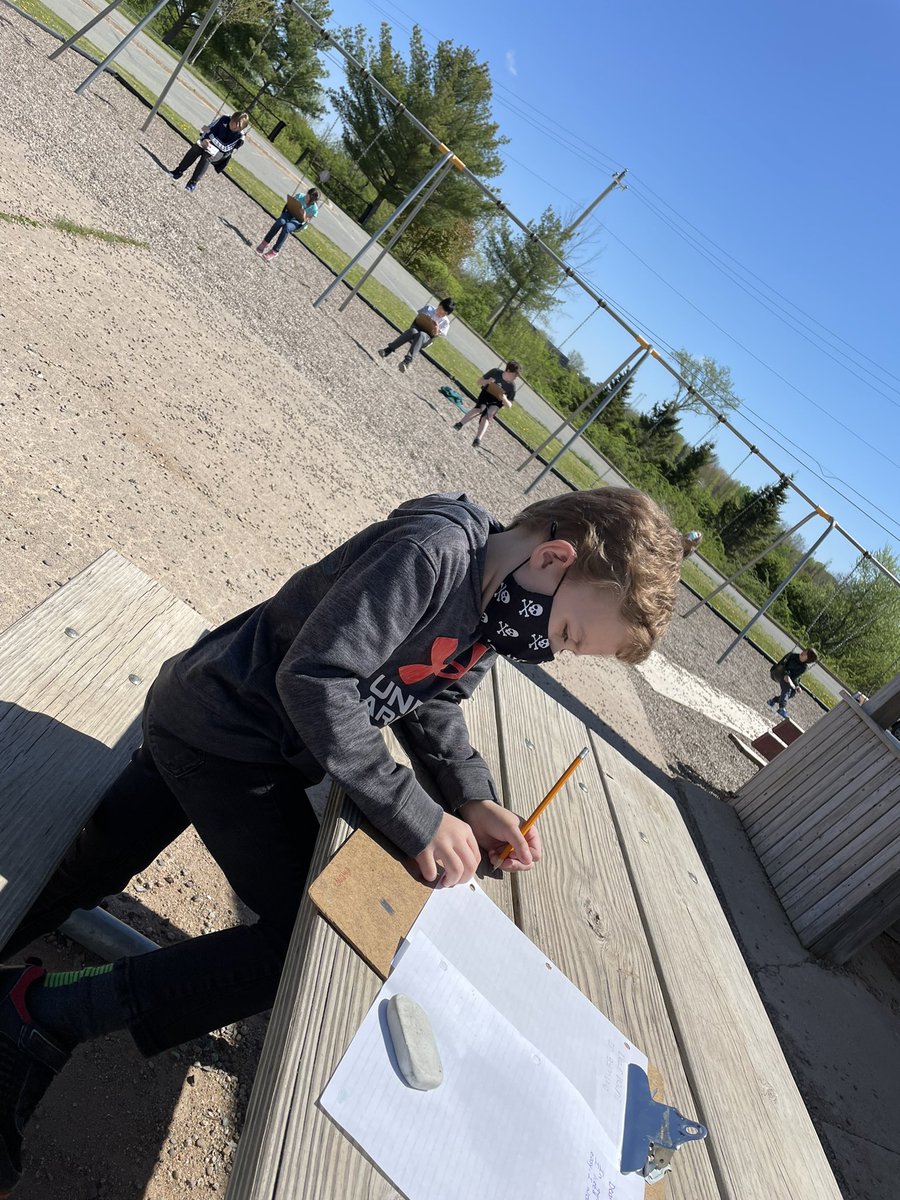 Mrs. Boyd tweet media