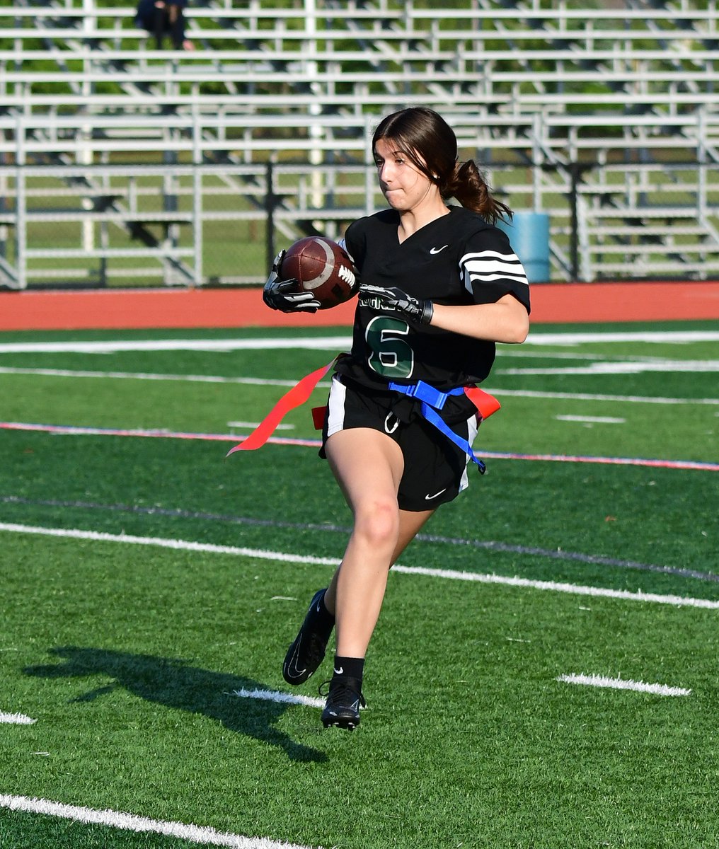 RHSphotographer's tweet photo. Lots of great runs from a wide array of ball carriers  in yesterday's 38-26 Flag Football win over Henry Hudson. https://t.co/MIqbWZkwJE