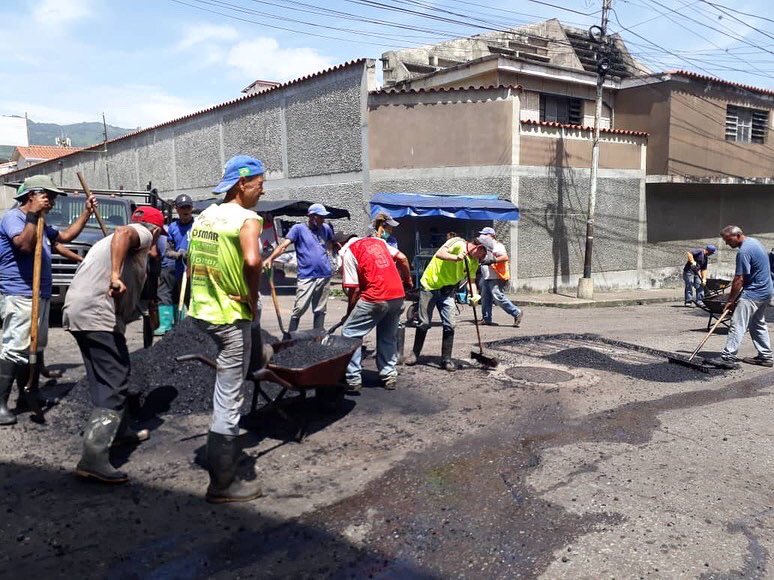 #20Mayo Con trabajo diario estamos demostrando las ganas que tenemos por transformar el Municipio Ayacucho.

Así quedo el asfaltado hecho por nuestro equipo de <a href="/gestionayacucho/">Alcaldia Del Municipio Ayacucho.</a> con pasos firmes queremos hacer de Ayacucho el Municipio Ejemplar del Táchira 🟢🔴🟡 

#SiSePuede