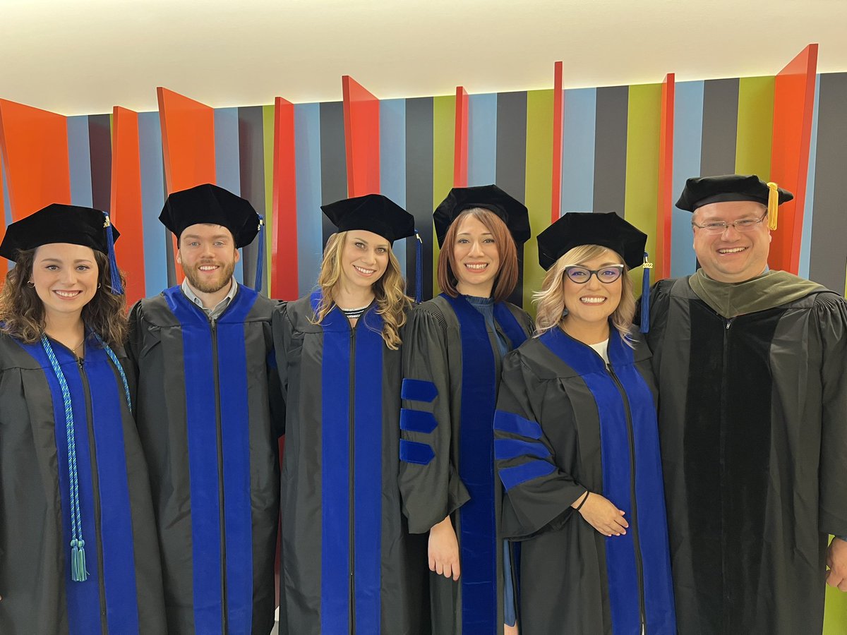 ChrisRFrei's tweet photo. Congrats to Translational Science TS PhD &amp; TL1 Graduates who were hooded at tonight’s @UTHealthBiomed ceremony. It was a pleasure working with all of you over the last few years! @TheLongSOM @UTHealthSA @UTexasPharmacy @UTAustin @IIMSCTSA @UTSAGradSchool @UTSA @UTSPHSanAntonio https://t.co/i6pVOqeoWc