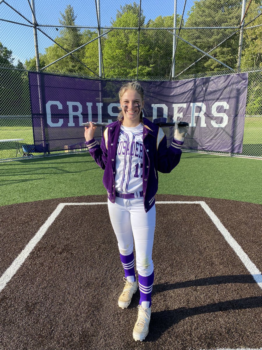 Softball_MW's tweet photo. Olivia โAIRโ Shippee is Captain Crusader for our win over VC! 2 exceptional outfield plays to stop the VC offense helped seal the 20th win of the season! Great job Shippee! #CrusaderPride #EarnedNotGiven #WinItForDimmit @oliviashippee https://t.co/5WgnSyHR3C