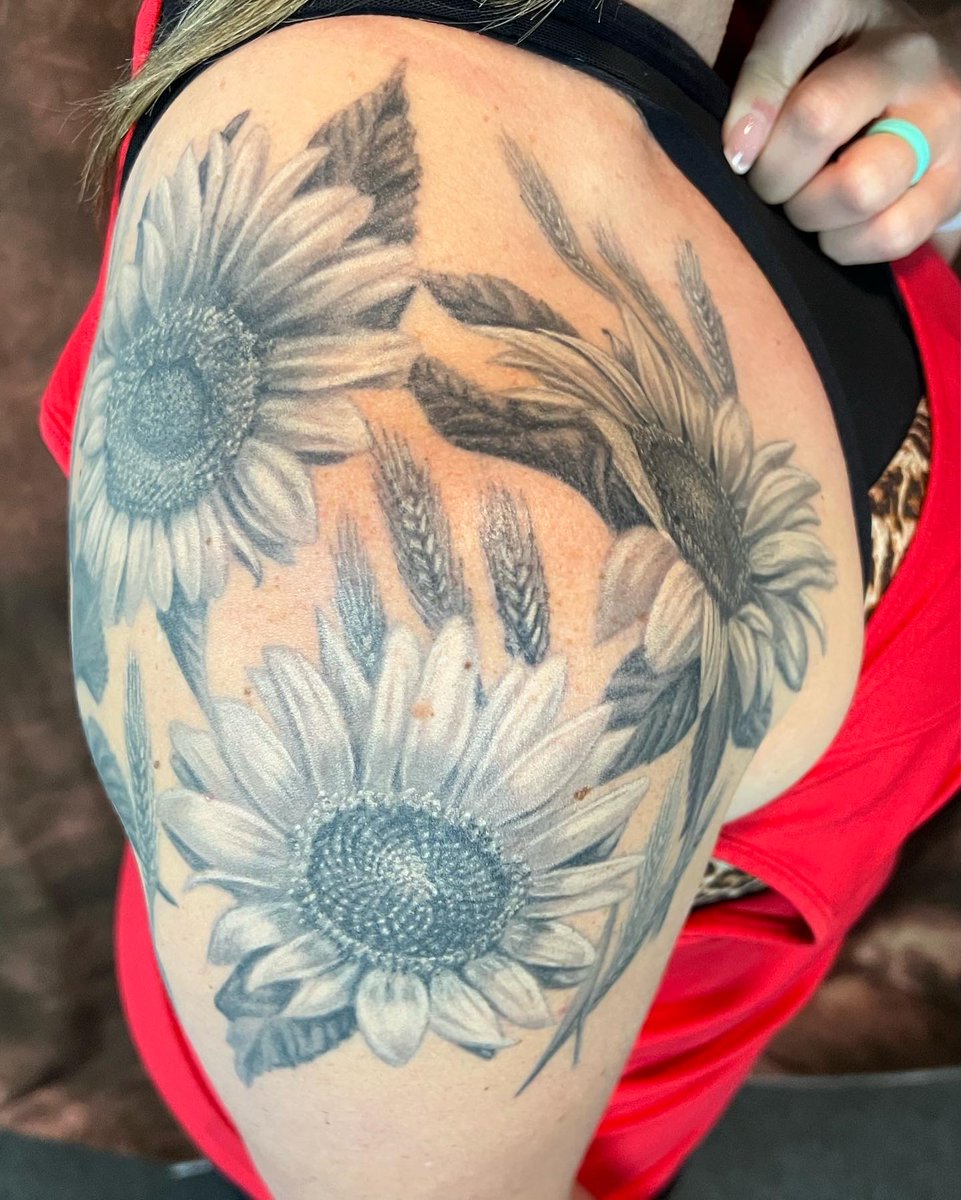 Nuclear Ink Custom Tattoo (@NuclearInk) / Twitter Nuclear Ink Custom Tattoo (@NuclearInk) / Twitter